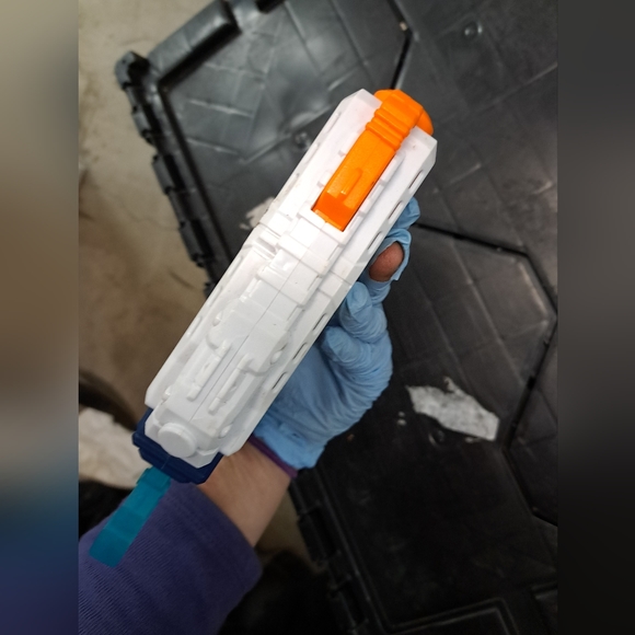 Neff toy 🔫 - Picture 11 of 14